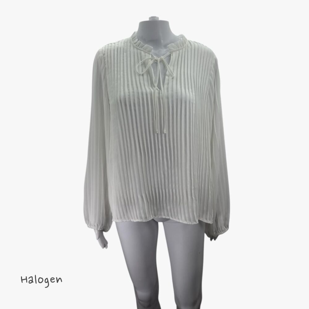 Halogen Women's Pleated Long Sleeve Shirt in White Sz M Preppy Cottage Glam